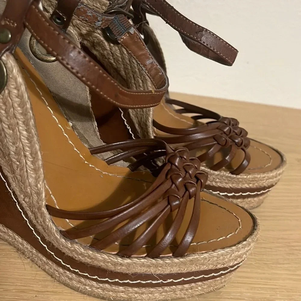 MIA Women's Tan Brown Wedge Platform Sandals Shoes Size 8.5 Medium